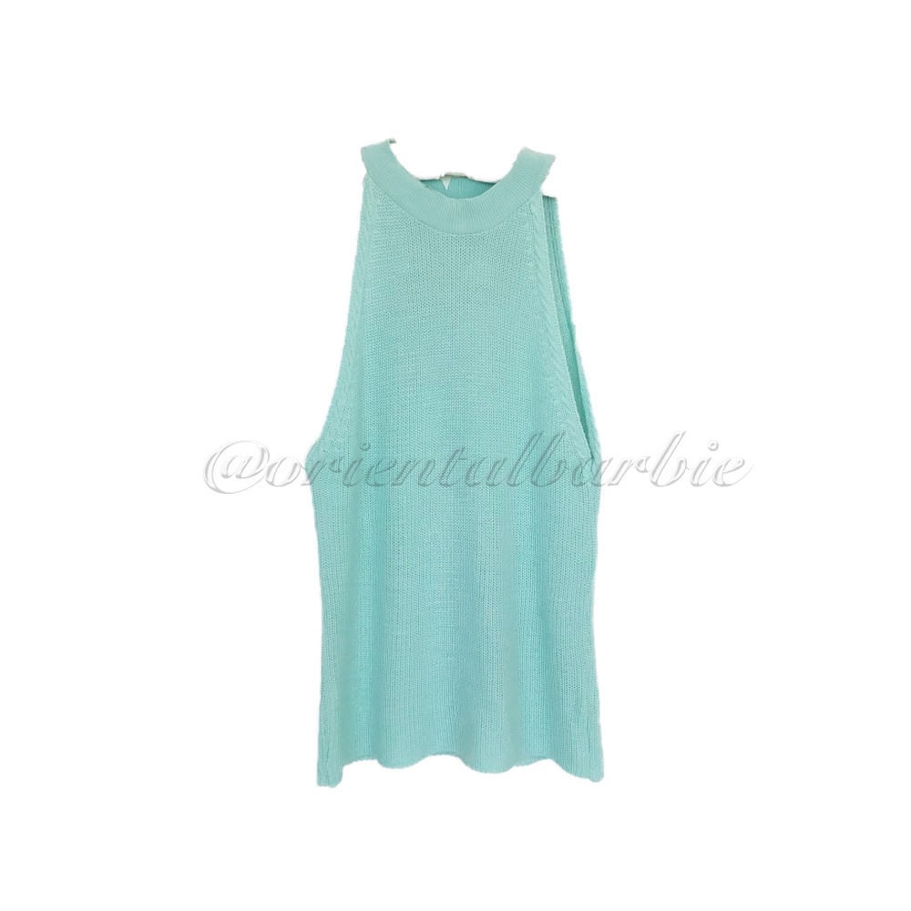 VINTAGE HANDMADE CYAN MINT APPLE BLUE SLEEVELESS CROCET KNIT TOP